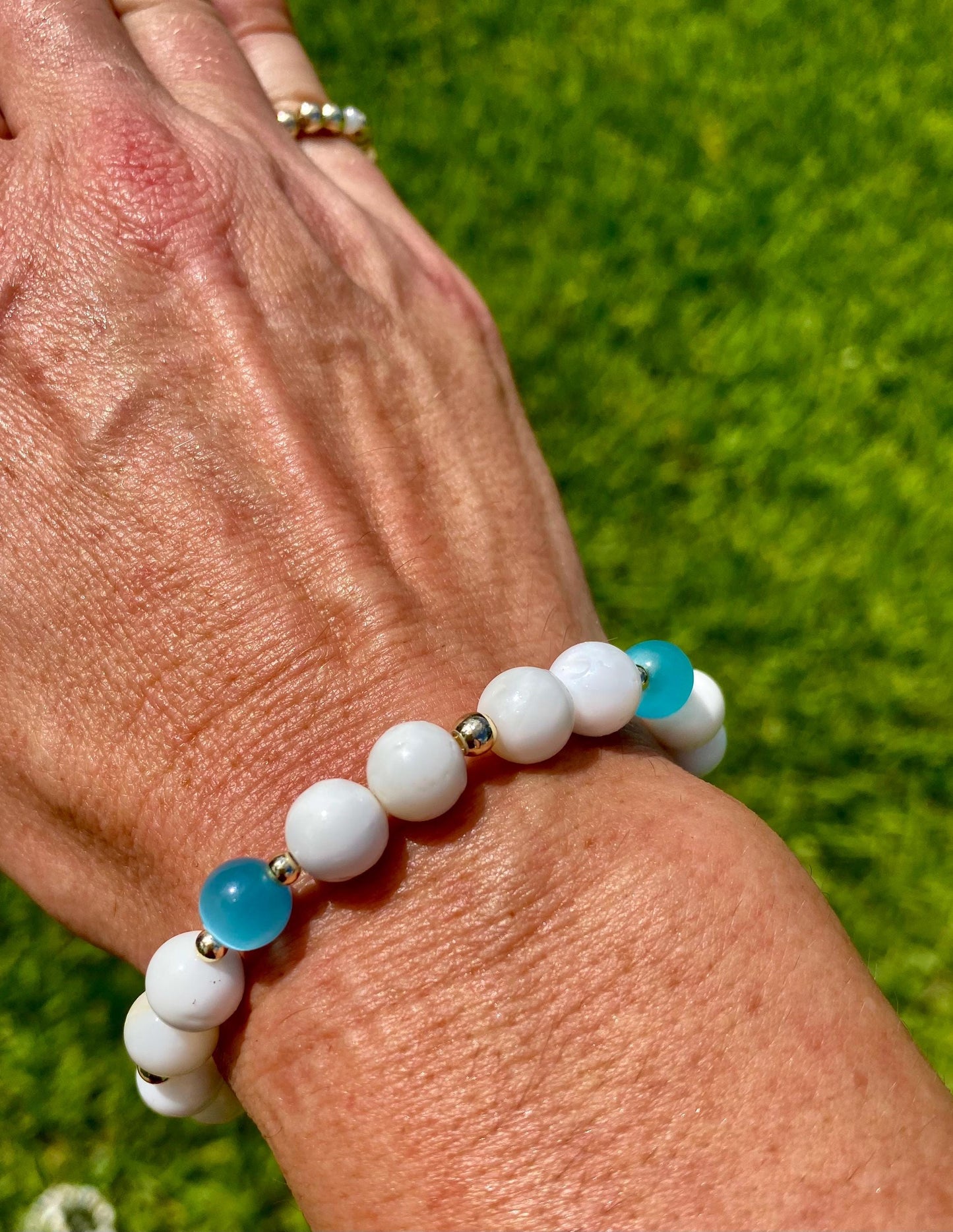 White Shell Beaded Bracelet: Natural Wood & Blue Accent Beads. Tropical Stacking Jewelry.