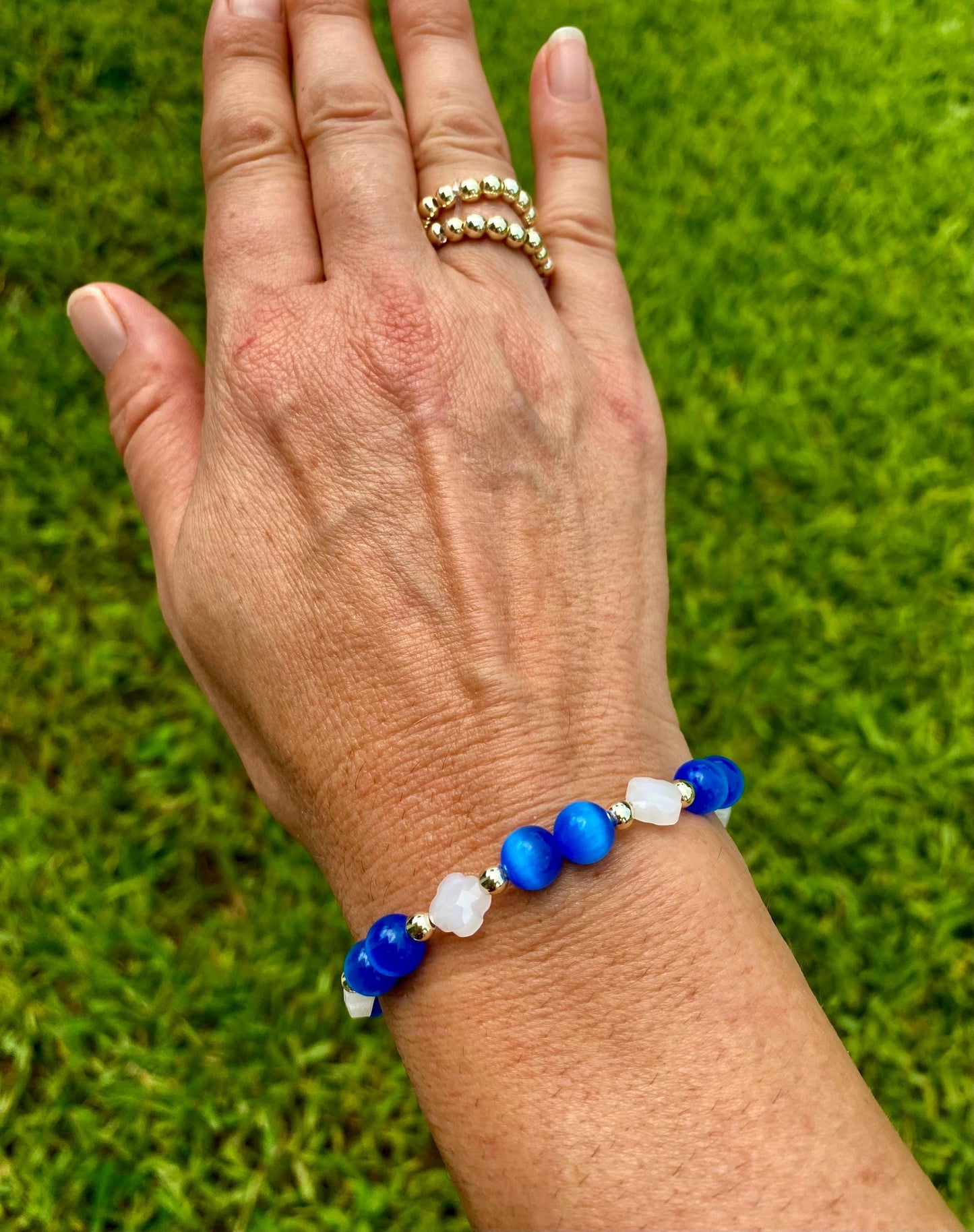Blue Sapphire Gemstone Beaded Bracelet: 14K Gold Filled, Glass Clover Charms.